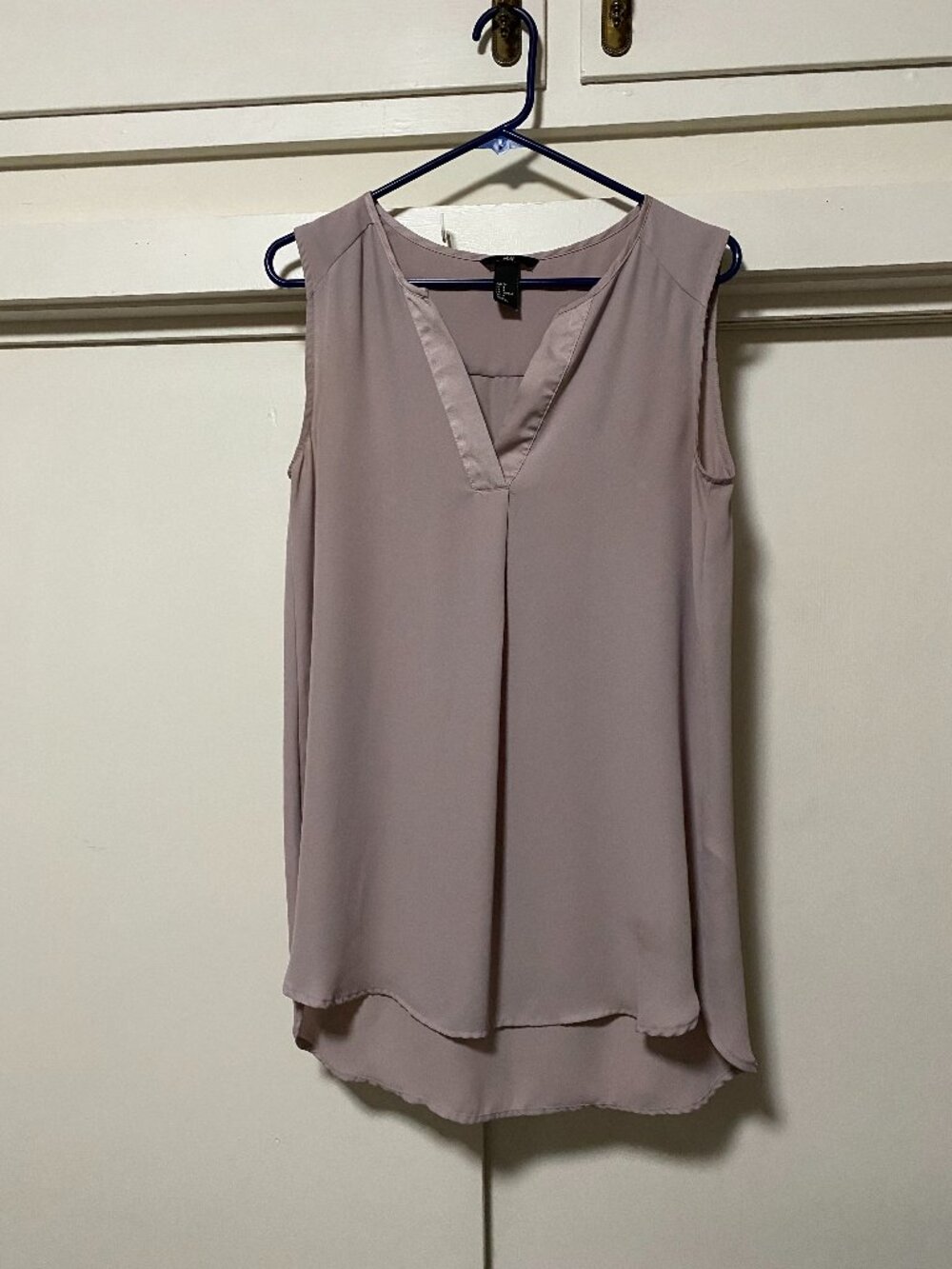 H & M, beautiful tan, sleeveless, high/low tunic, size 6 (S/M)